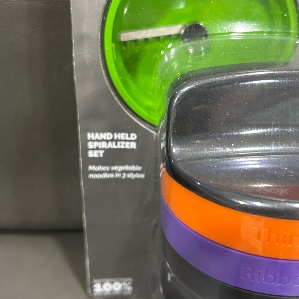 GoodCook Handheld Spiralizer Set new in package - Picture 3 of 6